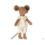 MAILEG NAGY TESTVÉR EGÉRLÁNY GYUFÁSDOBOZBAN, MÁGNESES MANCSOKKAL, VILÁGOSBARNA  