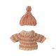 MAILEG RUHA NAGYTESTVÉR EGÉRLÁNY - KÖTÖTT PULÓVER ÉS SAPKA