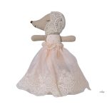 MAILEG BÉBI EGÉR CSIPKERUHÁBAN, PÚDER - előrendelésre