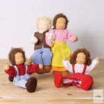 GRIMM'S RUGALMAS JÁTÉKBABA, ÉGER ASSZONY