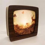  BIJDEHANSJE PREMIUM LAMPA, ORECH - BEZ OBRÁZKA