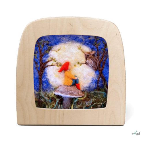 TOVERLUX KÉP A LÁMPÁBA,  Het Wol Feetje - Gnome in Full Moon Silhouette