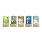 Perfektne zapadá do lampy Toverlux, ktorá je k dispozícii tu.