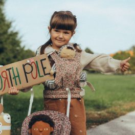 OLLIELLA JÁTÉKBABA HORDOZÓK, RUHÁK, BABAKOCSI